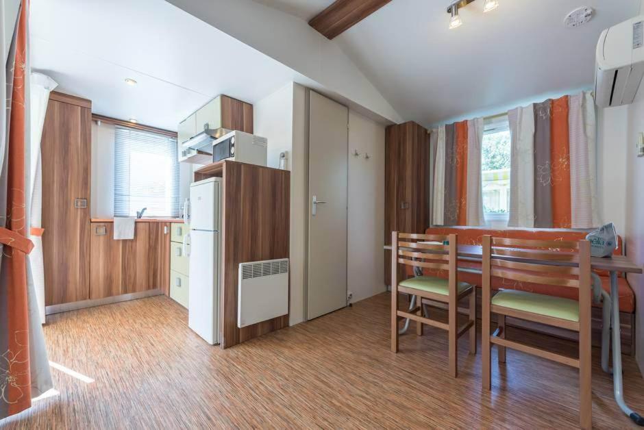 Hotel Camping Le Bontemps Vernioz Esterno foto